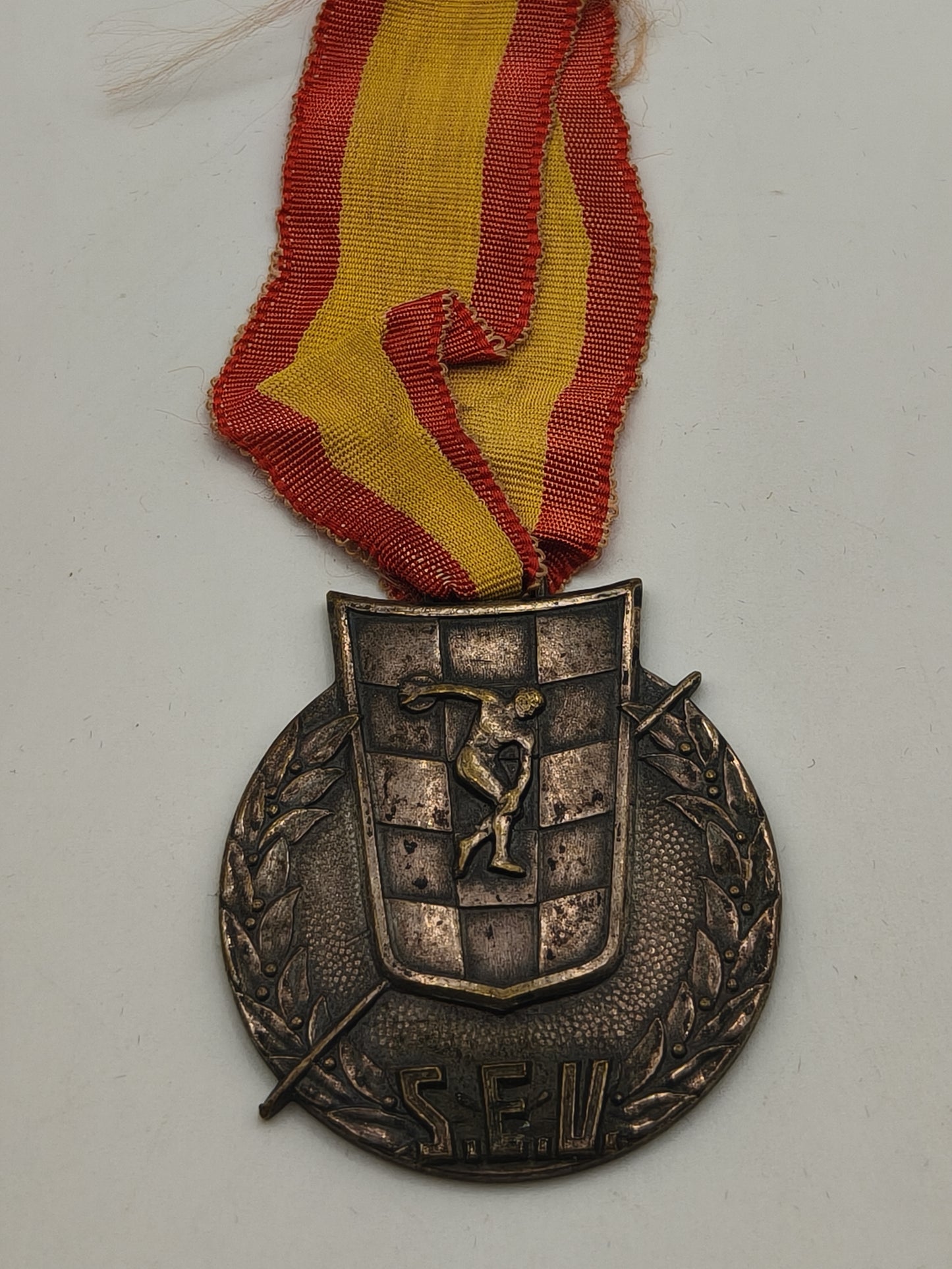 Medalla deportiva falange del SEU. España