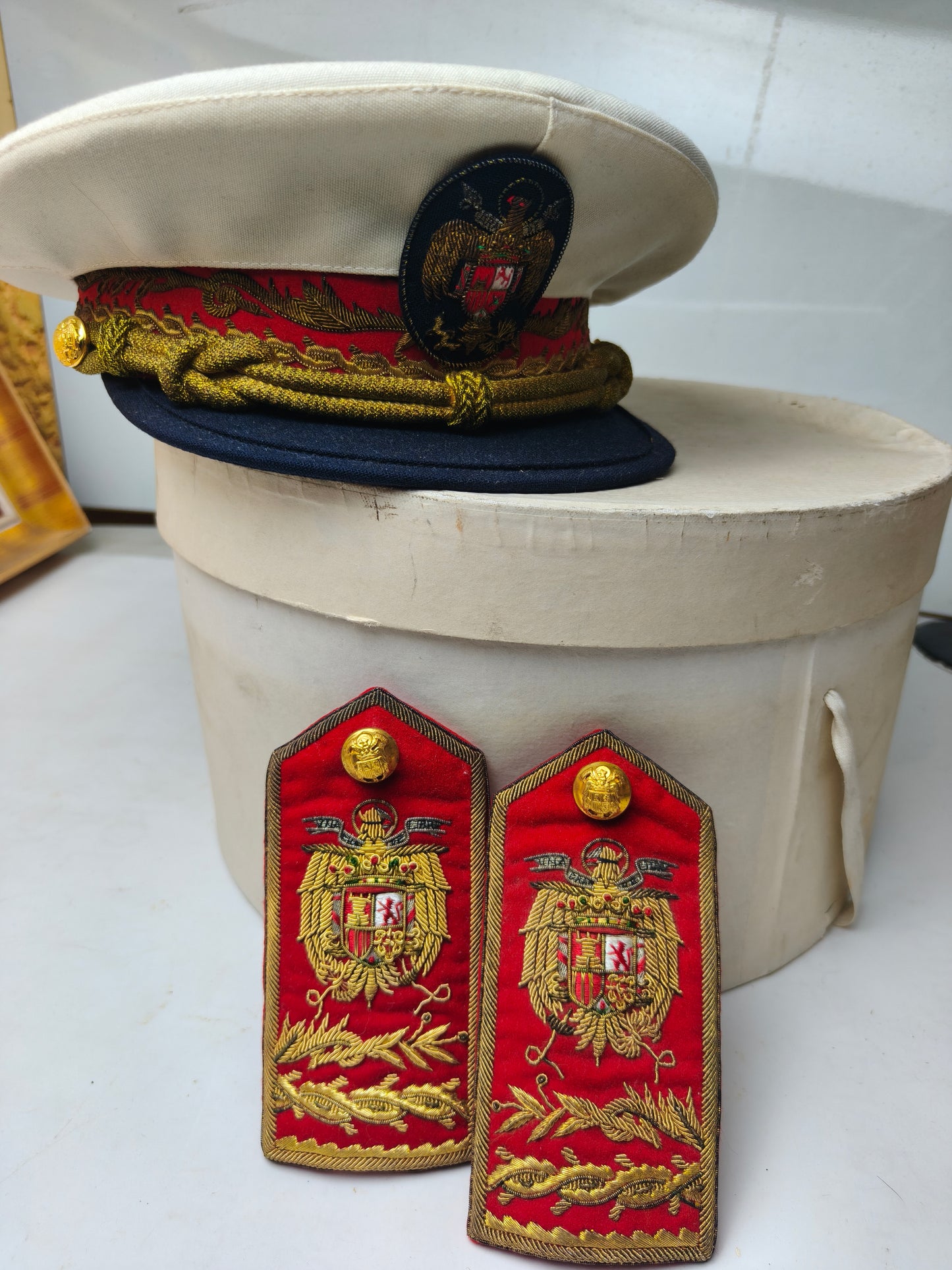 Spanish Diplomatic Paulettes and Cap. Franco's Period.