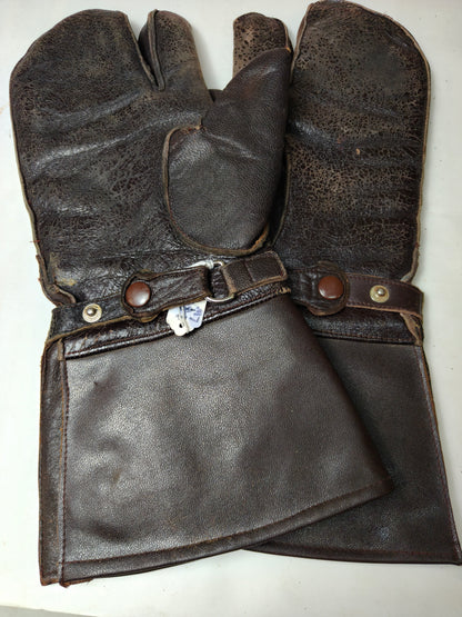 German Pilot Gloves. IIWW