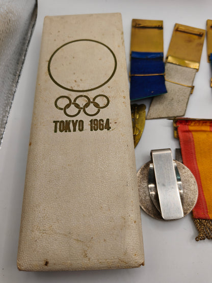 Lote Olímpico medallas e insignias