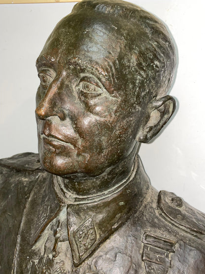 Busto Bronce De Vieja Guardia Falange.