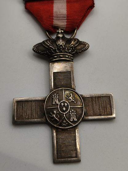 Medalla cruz roja mérito militar. Categoría tropa. Accion Zoco el had