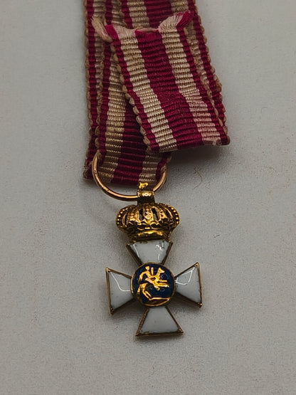 An San Hermenegildo Order Mini Medal made in gold. Ferdinand VII.