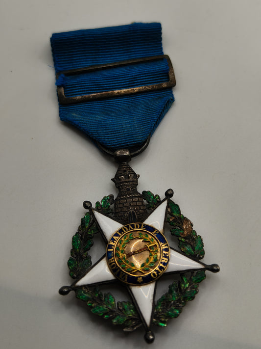 Medalla orden Torre y Espada Monarquía Portugal