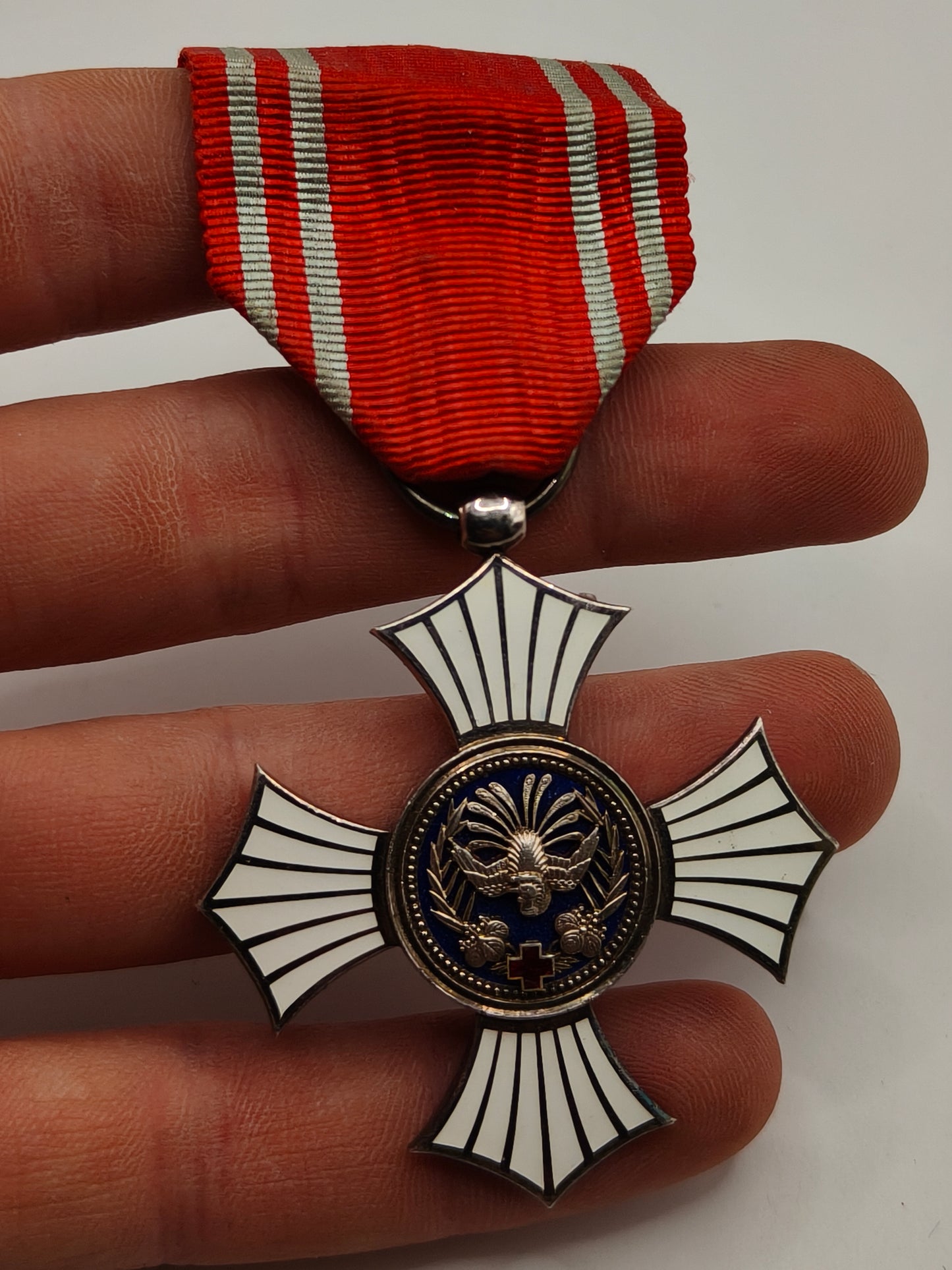 Medalla Orden Cruz Roja. Japón Imperial.