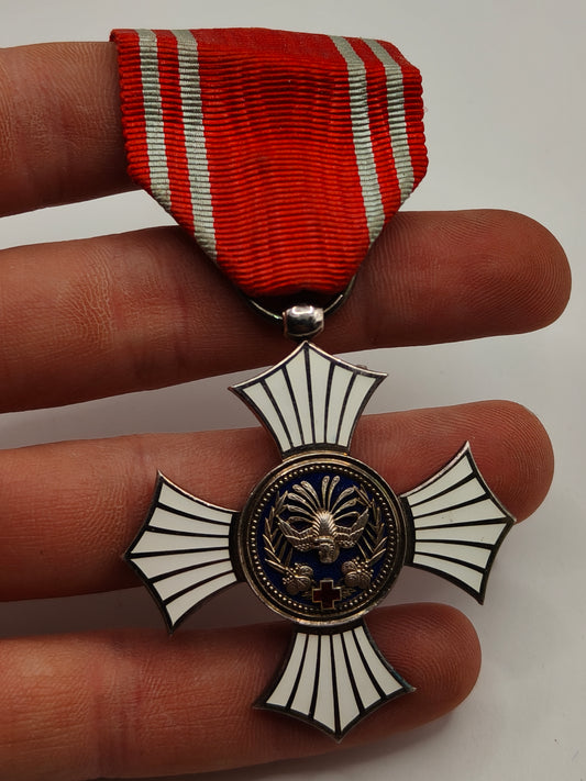 Medalla Orden Cruz Roja. Japón Imperial.