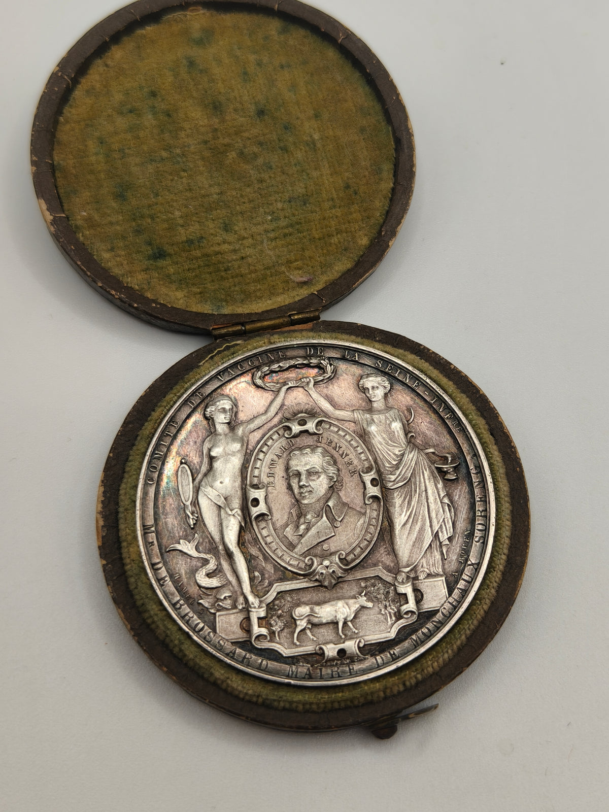 Sterling Silver Medal Napoleon III, "Comité de Vaccine de la Seine-Inférieure". 1851 Imperial France.