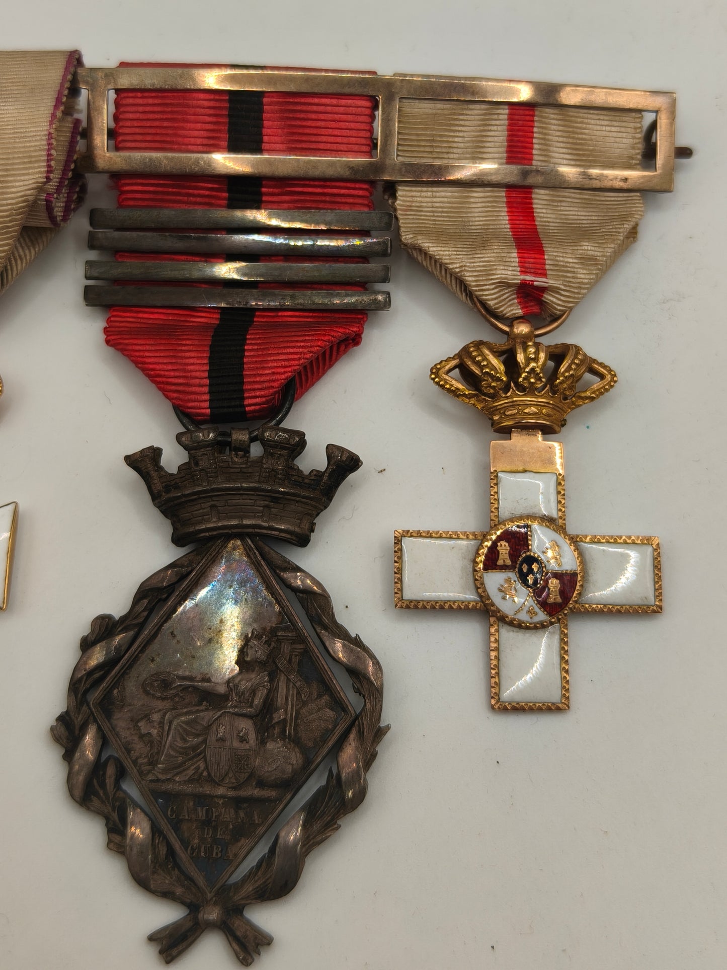 Pasador Medallas Guerra de Cuba I República. Mérito militar en oro