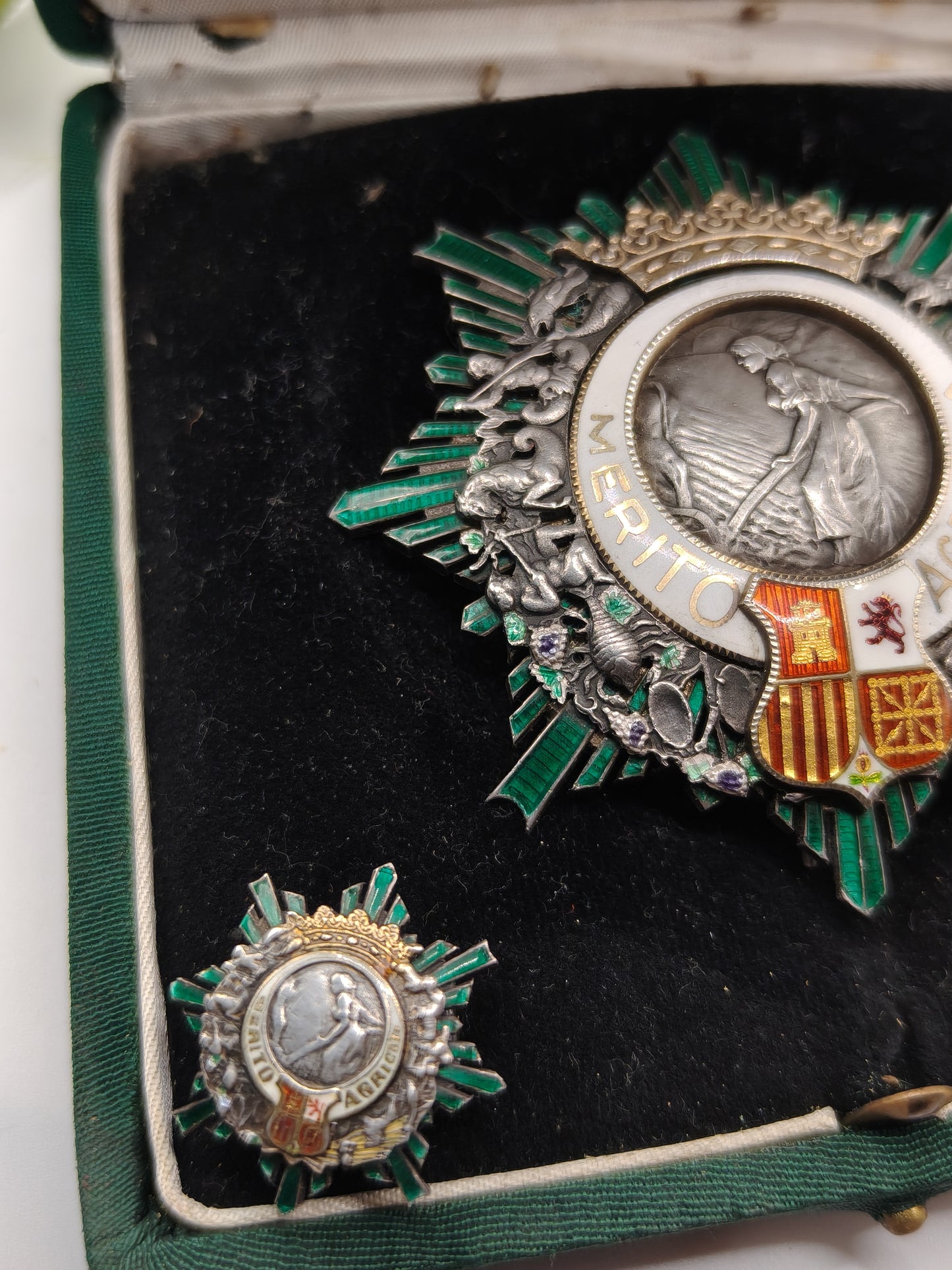 Grand Cross Agricultural Merit order. Spain, Franco's period.