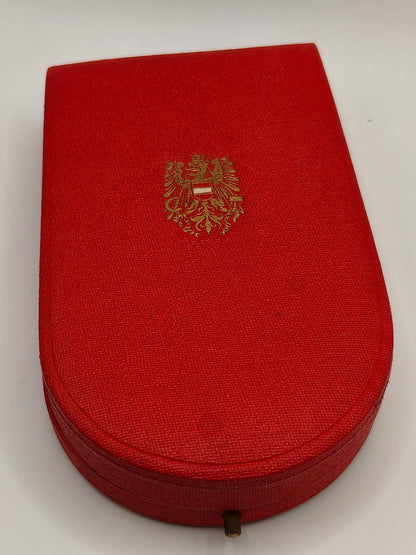 Medalla orden Mérito República de Austria