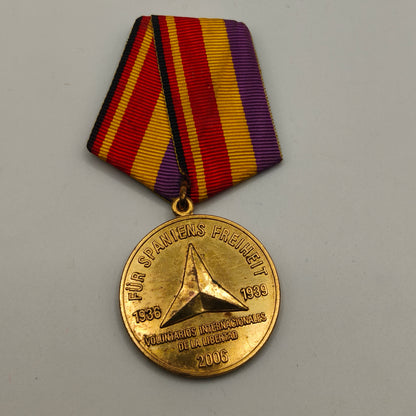 International Brigades Comemorative Medal. Spain.
