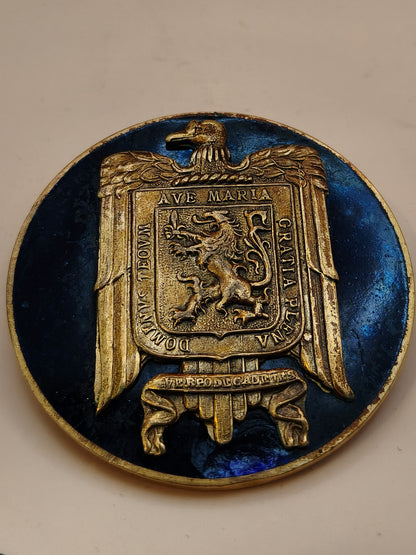 Insigna distintivo militar a identificar. España