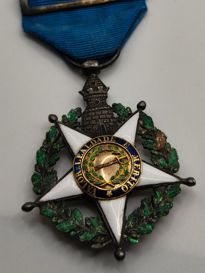 Medalla orden Torre y Espada Monarquía Portugal