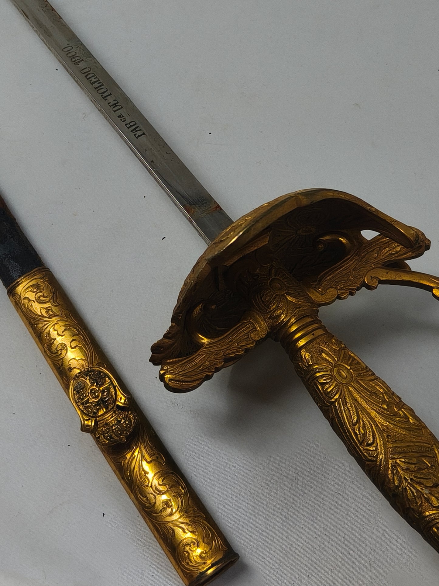 Spanish diplomatic dress sword